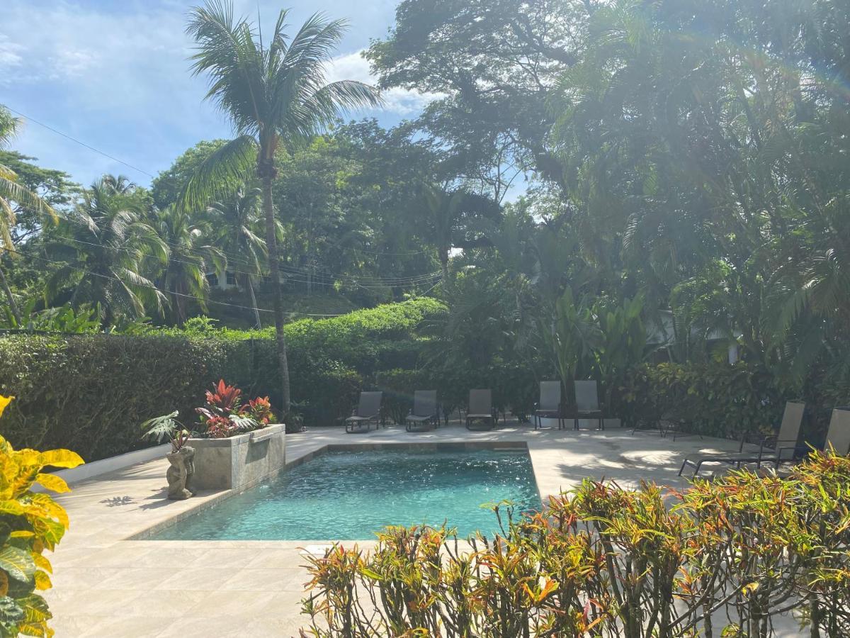 Villas Majolana Playa Herradura  外观 照片