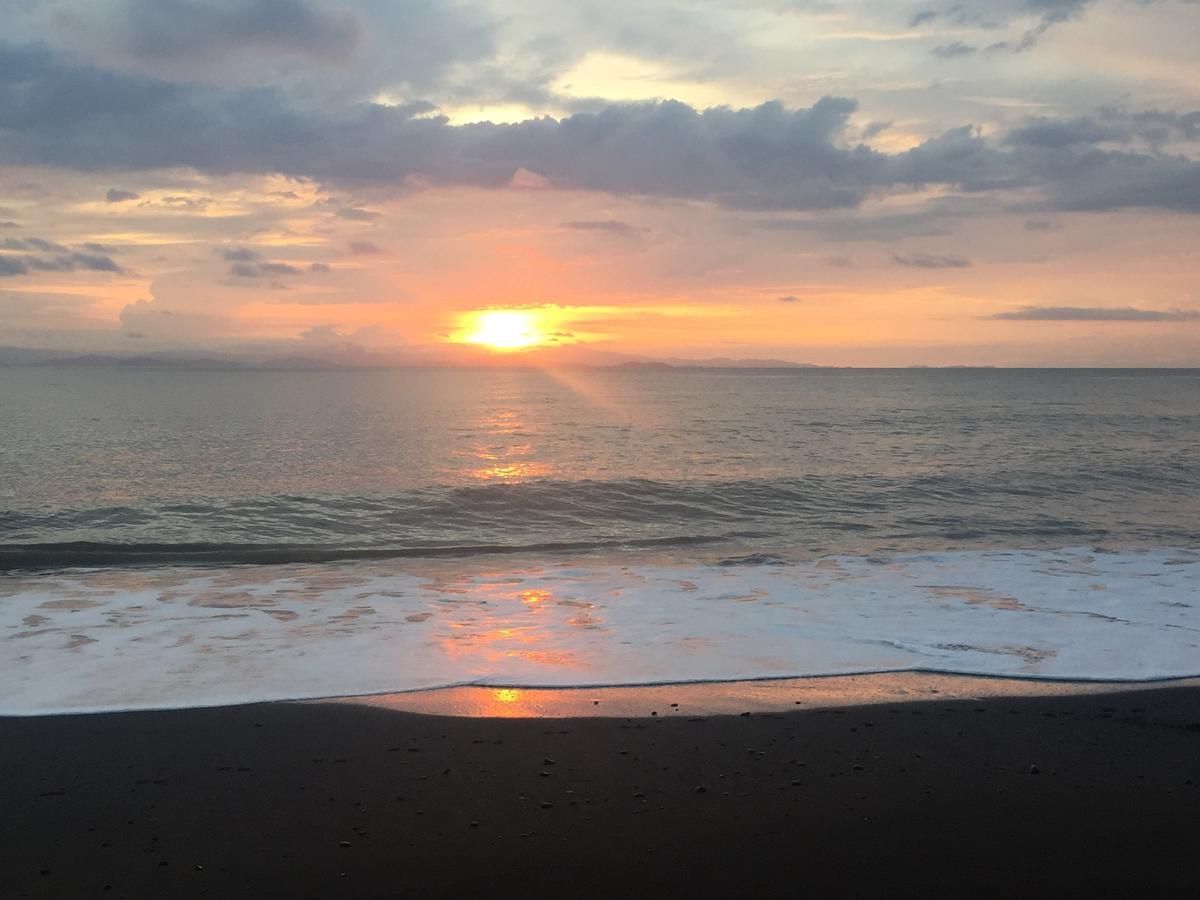 Villas Majolana Playa Herradura  外观 照片
